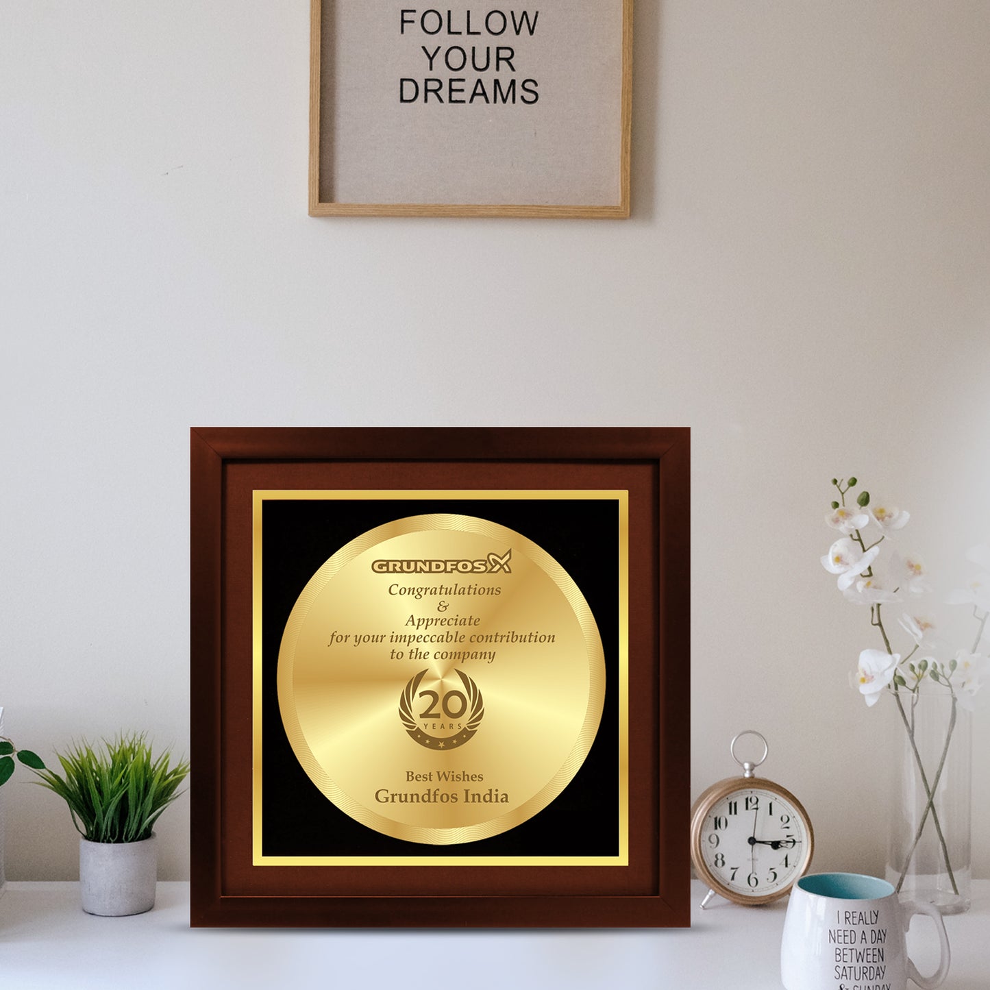 Customized 3D Memento With Matter Printed on 24K Gold Plated Foil For Corporate Gifting