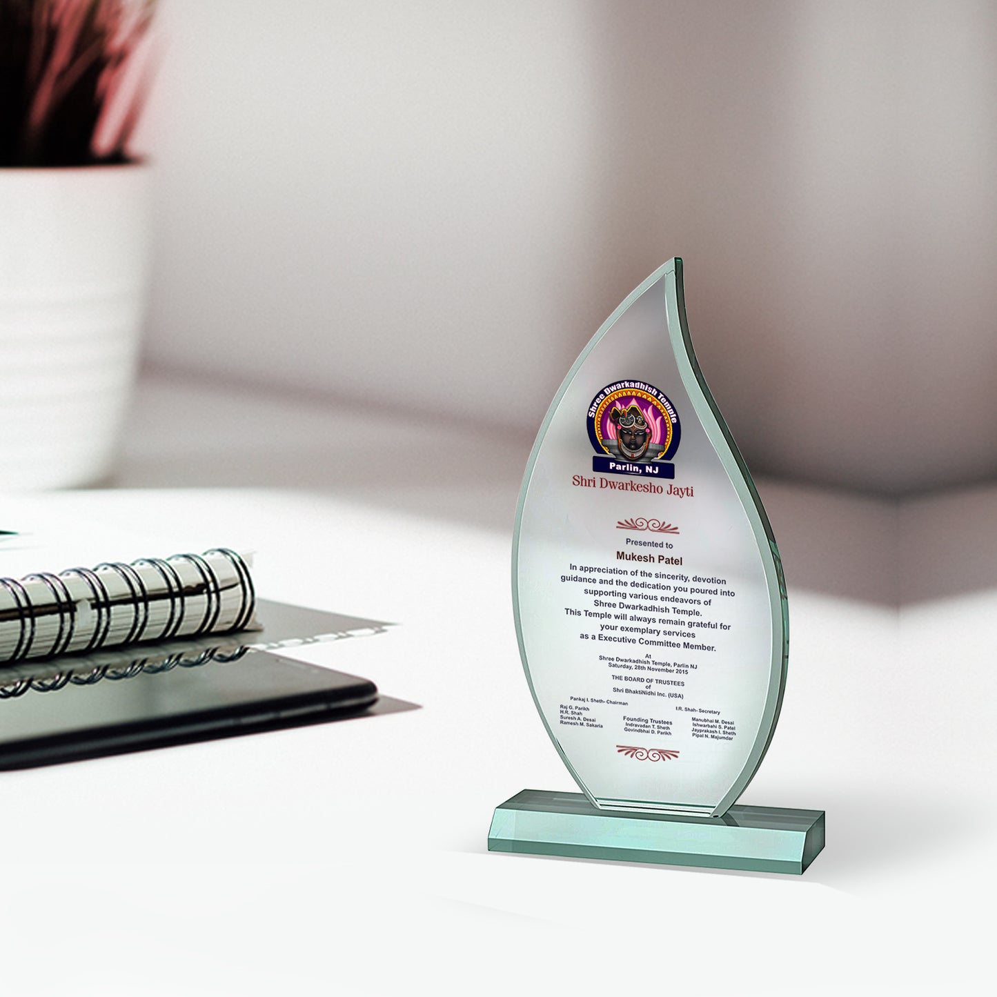 Customized Crystal Trophy with Matter Printed For Corporate Gifting