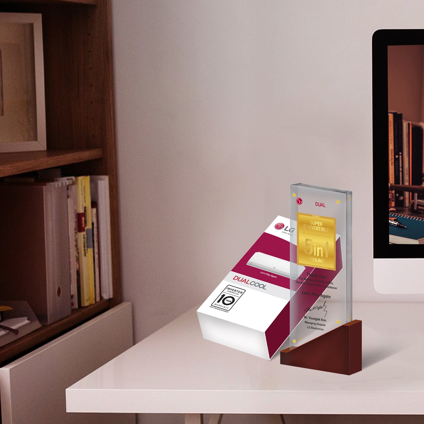 Customized Acrylic Trophy with Matter Printed on 24K Gold Plated Foil For Corporate Gifting