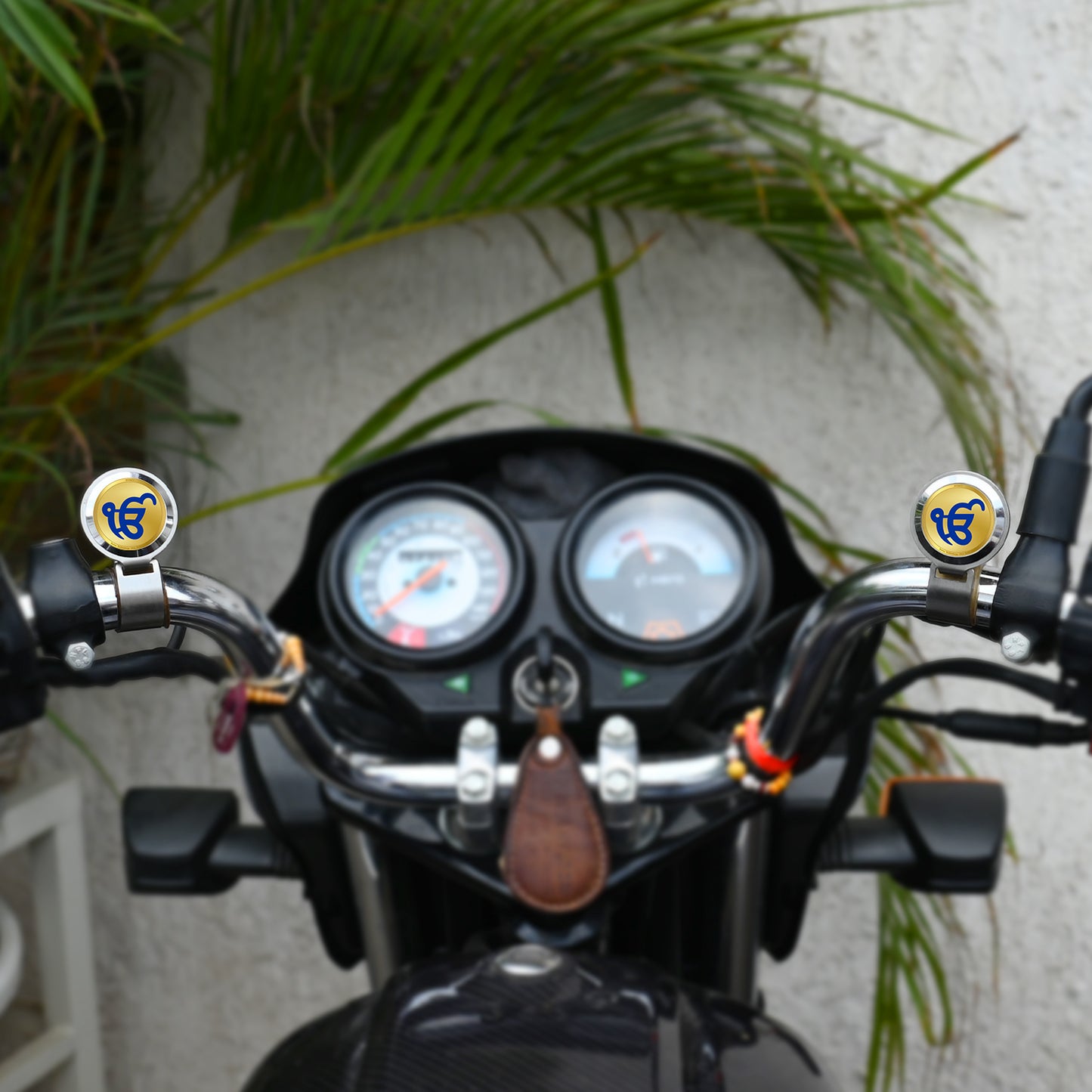 Diviniti Premium Bike Frame with Ik Onkar on 24K Gold Plated Foil (35 MM)