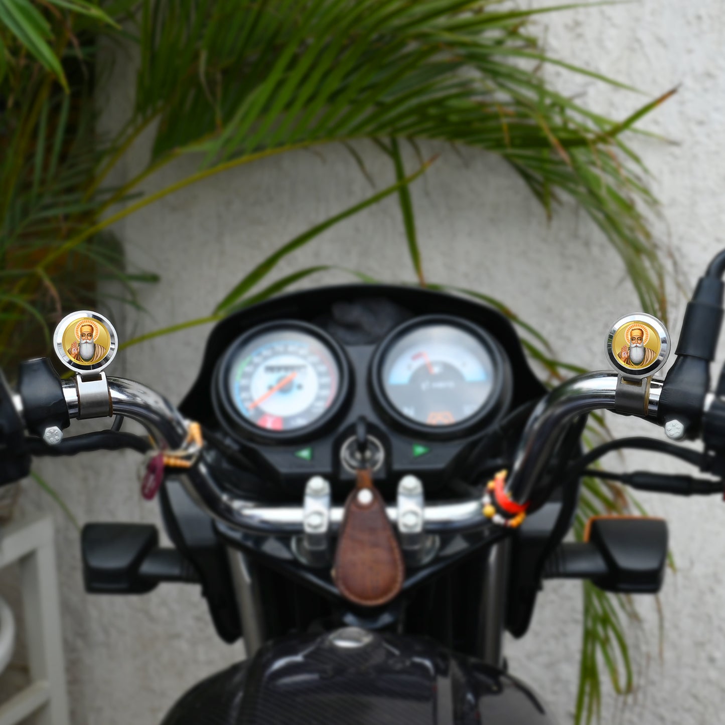 Diviniti Premium Bike Frame with Guru Nanak Dev Ji on 24K Gold Plated Foil (35 MM)