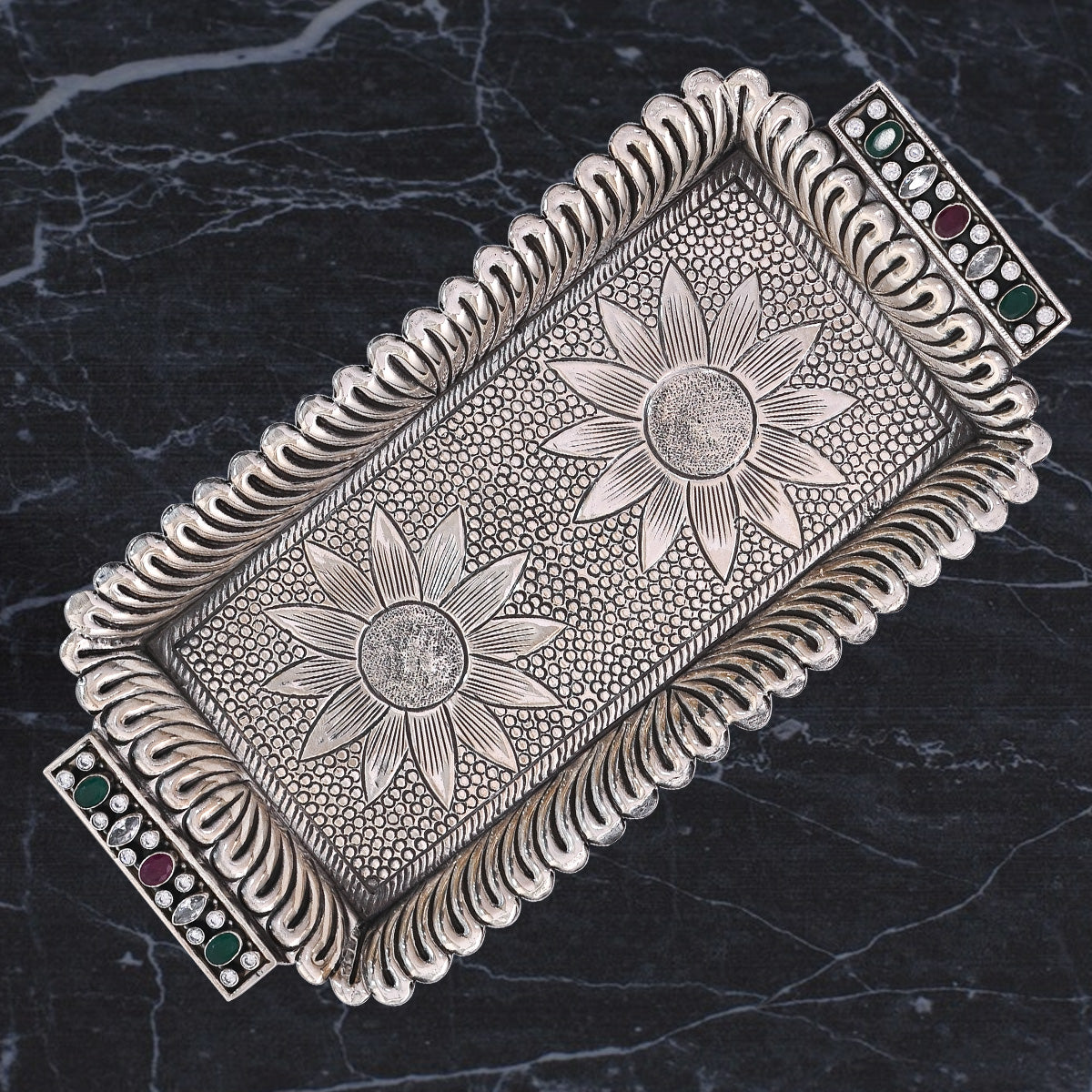 Pure Silver Serving Plate Vintage Dining Elegance, Handcrafted Tableware, Classic Silver Art (19.5x9 cm, 137g)
