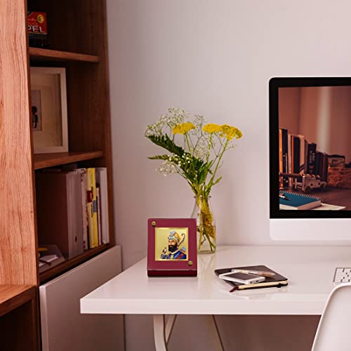 Diviniti 24K Gold Plated Foil Guru Gobind Singh Ji Frame For Car Dashboard, Home Decor, Table Tops (5.5 x 6.5 CM)