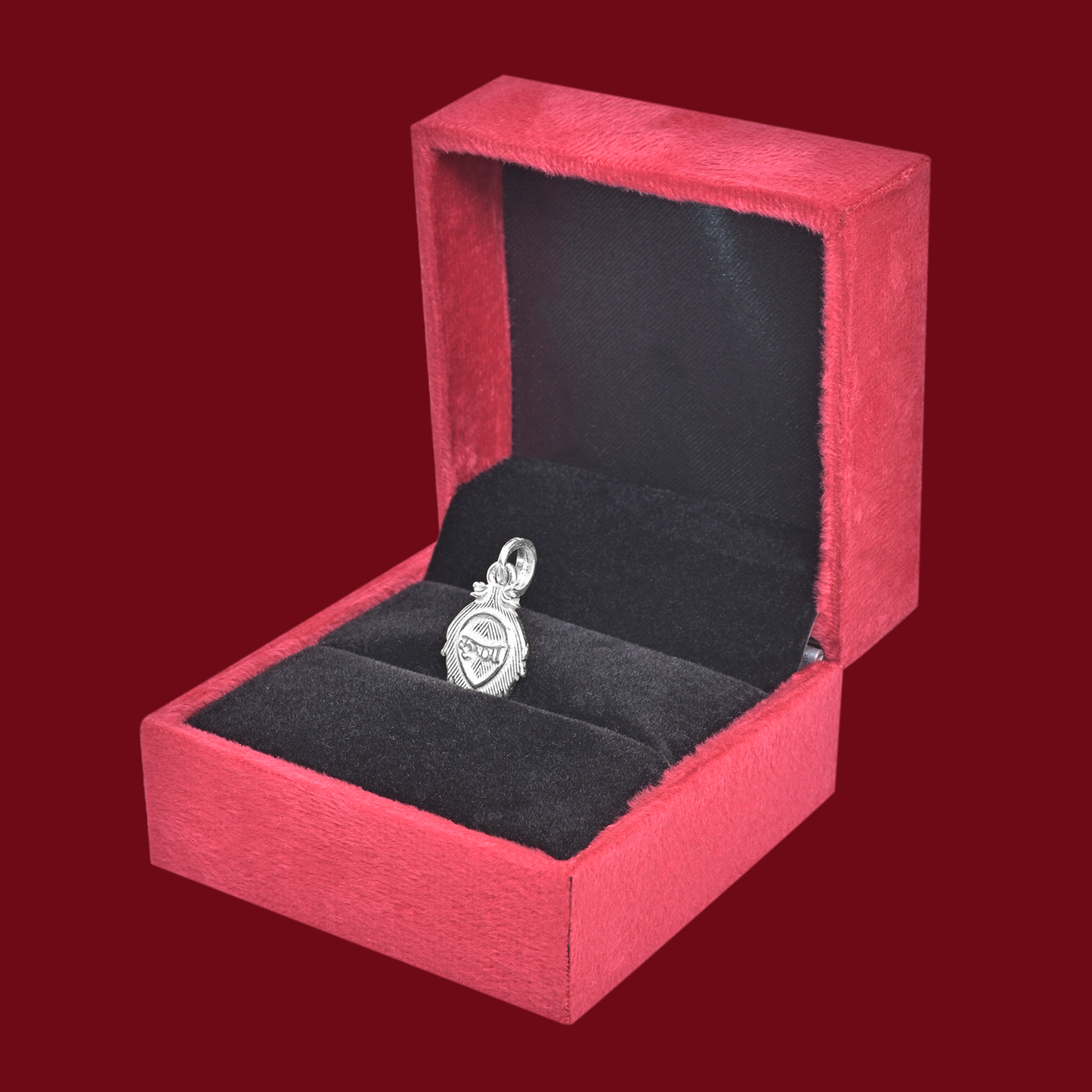 DIVINITI 925 Pure Silver Leaf Krishna Pendant for Men, Women & Kids Divine God Pendant for Birthday, Anniversary, Special Occasion Gift (2x1.3 CM 4 g)