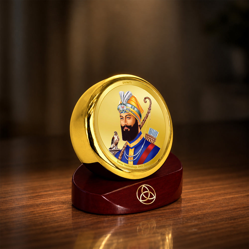 24K Gold-Plated Guru Gobind Singh Ji Car Dashboard Frame | 5x5 CM