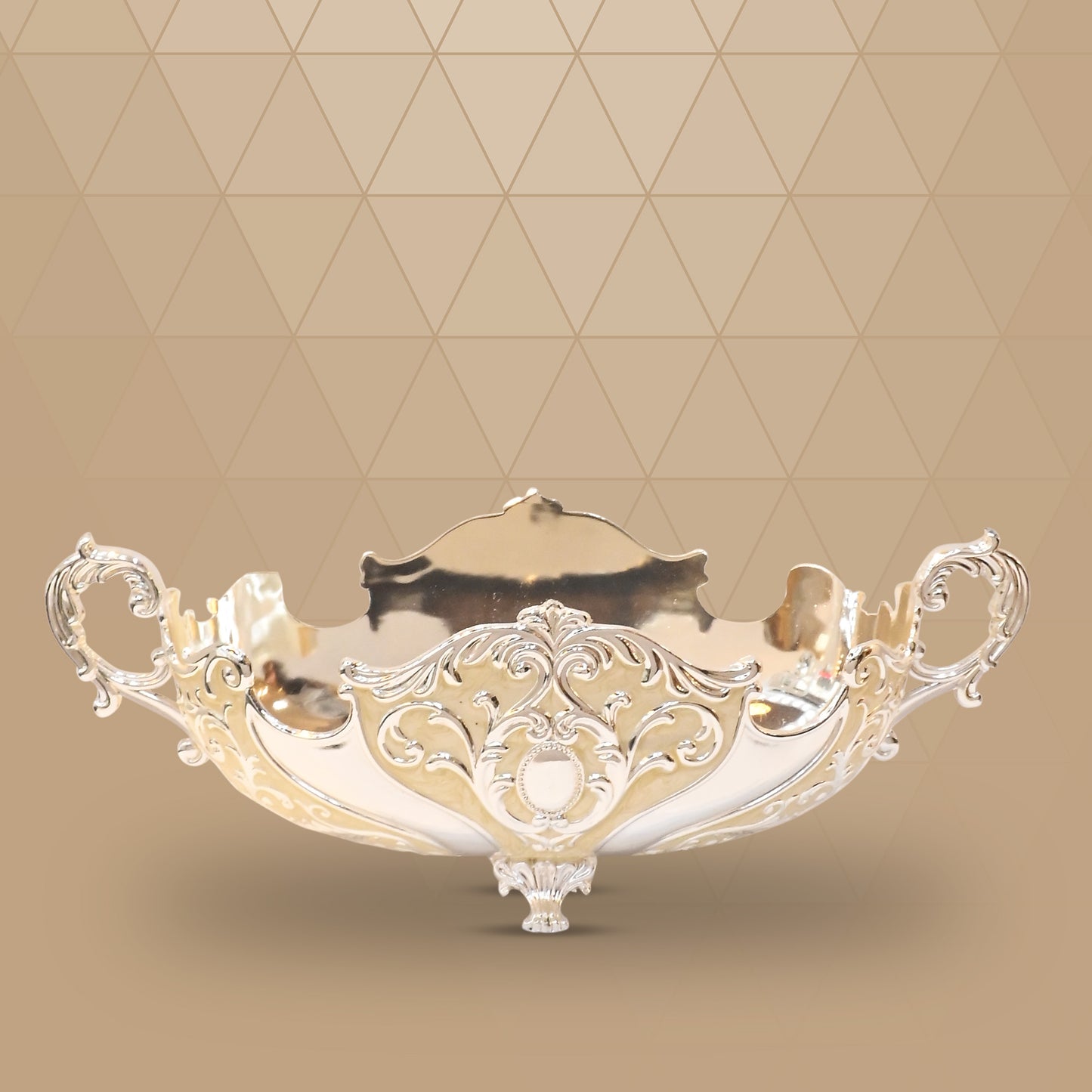 DIVINITI 24K Gold Plated Fruits Bowl Luxurious Touch Your Exquisite Luxury for Home Office Décor Gift (13x37x16 CM)