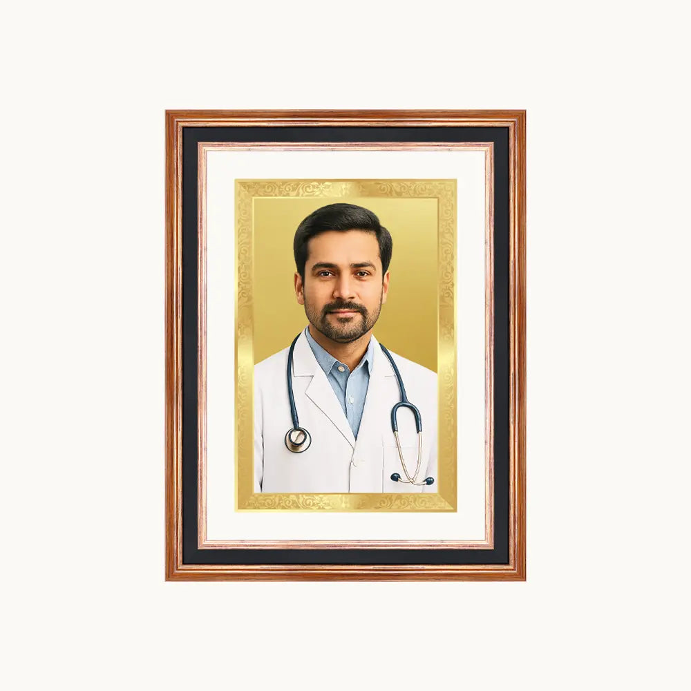 Portrait on Gold Immortalise Your Luxe Mini Rectangular Photo Frame in 24K Gold Plated Foil