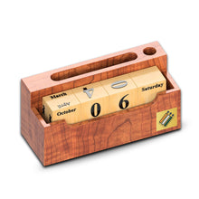 Load image into Gallery viewer, Customized Dice Date Calendar With Pen &amp; Pad Holder For Corporate Gifting