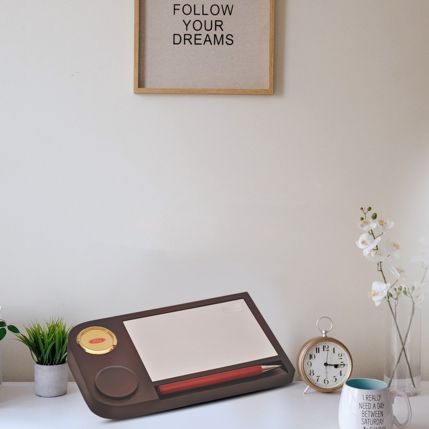 Customized MDF Pen Holder & Writing Pad With 24K Gold Plated Foil For Corporate Gifting (13 x 22 CM)