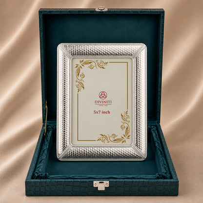Diviniti Silver-Plated Textured Photo Frame | Elegant Tabletop Picture Frame for Home & Office Décor | 13 x 18 cm