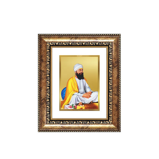 Diviniti 24K Gold Plated Guru Tegh Bahadur Sahib Ji Sacred Sikh Table Top Frame for Home Decor & Office Ambiance | Premium Spiritual Gift