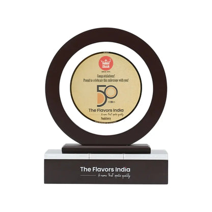 Customized MDF Trophy With 24K Gold Plated Customized Foil For Corporte Gifying