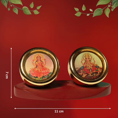 DIVINITI 24K Gold Plated Laxmi Ganesh Ji Idol Prosperity & Blessings for Your Car Dashboard, Home Office Décor Tabletop, Puja Room Gift (5x5 CM)
