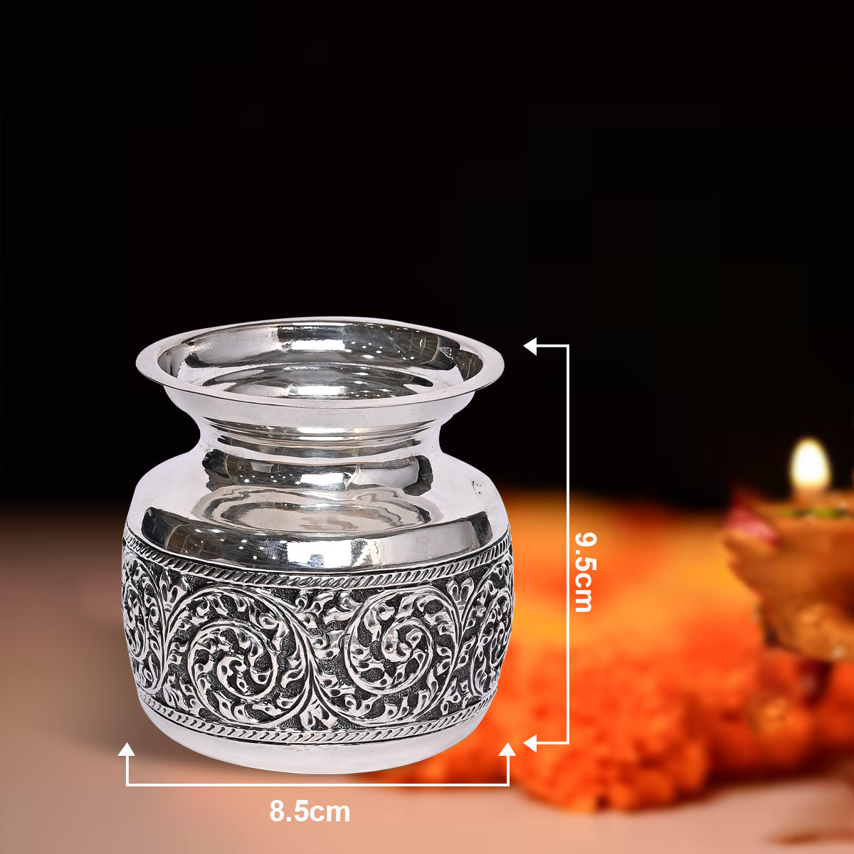 Pure Silver Kalash Lota Vintage Ritual Urn, Sacred Pooja Essential, Handcrafted Temple Art (8.5x6.5x9.5 cm, 196g)