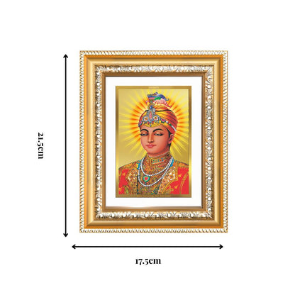 Diviniti 24K Gold Plated Guru Harkrishan Sahib Ji (Classic) Sacred Sikh Wall and Table Top Frame for Home Decor & Office Ambiance | Premium Spiritual Gift