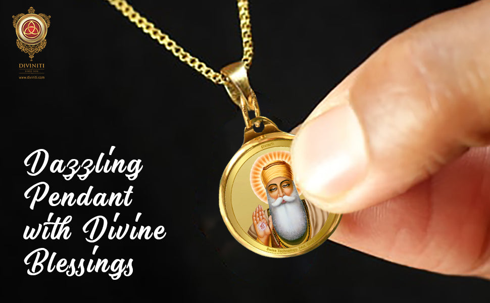 Diviniti 24K Gold Plated Foil 18MM Double Sided Pendant Guru Nanak Dev Ji & Sachkhand Shri Darbar Sahib (Golden Temple)