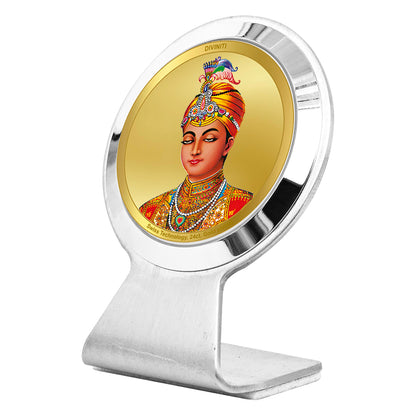 Diviniti 24K Gold Plated Foil Guru Harkrishan Sahib Ji Frame for Car Dashboard, Home Decor, Worship, Tabletop & Festival Gift MCF1CR (6.2x4.5 CM)