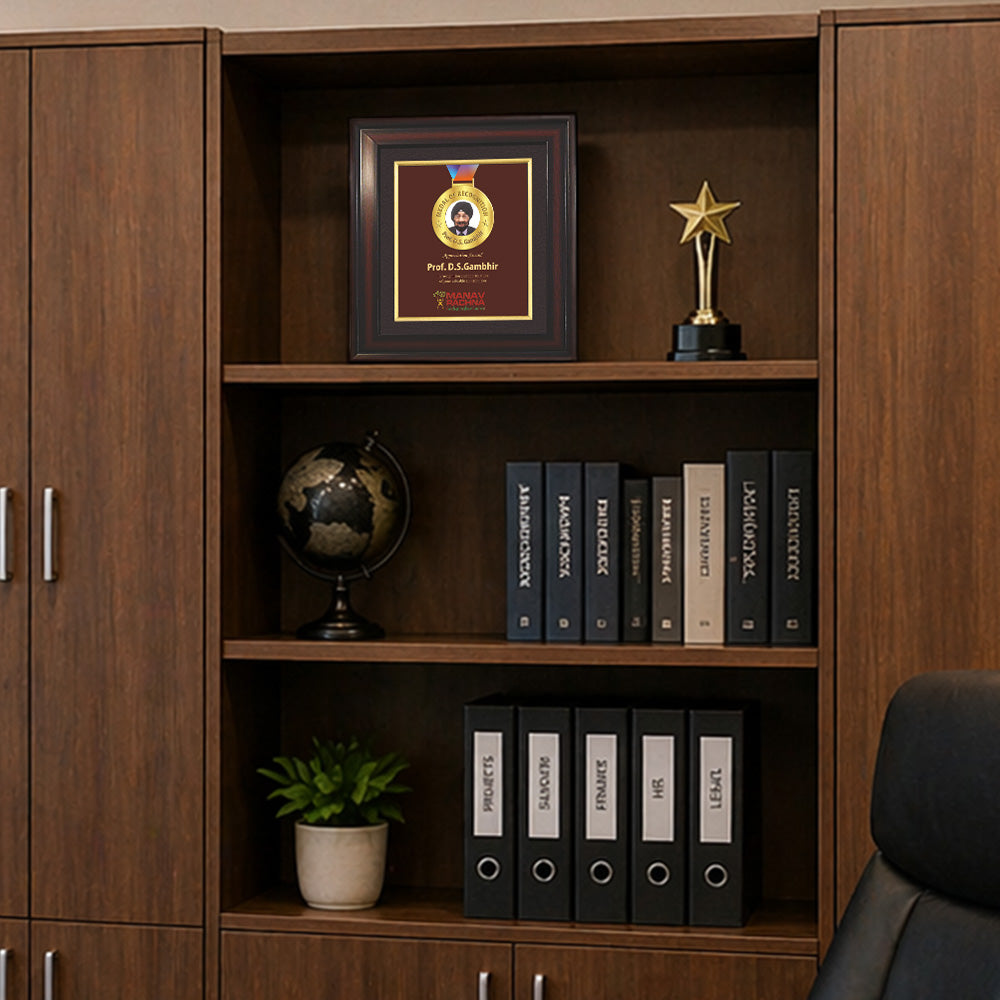 Diviniti Customized 3D Memento with Matter Printed & Gold Plated Medal | Premium Corporate Award | Luxury Personalized Gift Plaque