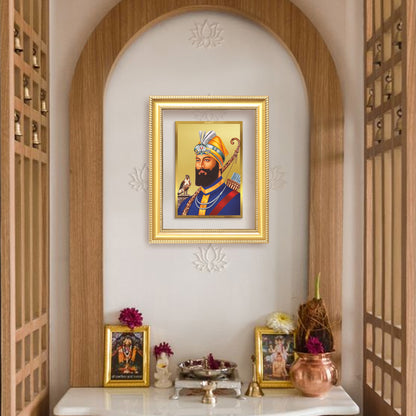 Diviniti 24K Gold Plated Guru Gobind Singh Ji (Classic) Sacred Sikh Wall Frame for Home Decor & Office Ambiance | Premium Spiritual Gift