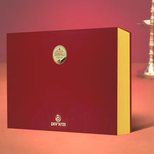 Load image into Gallery viewer, DIVINITI PREMIUM PUJA KIT WITH 24K GOLD-PLATED LAXMI GANESH FRAME