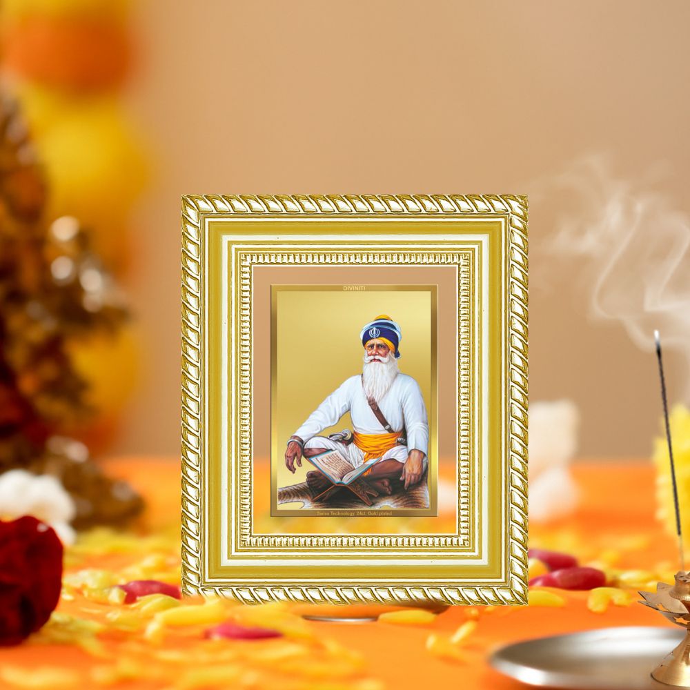 Diviniti 24K Gold Plated Baba Deep Singh Sacred Sikh Table Top Frame for Home Decor & Office Ambiance | Premium Spiritual Gift