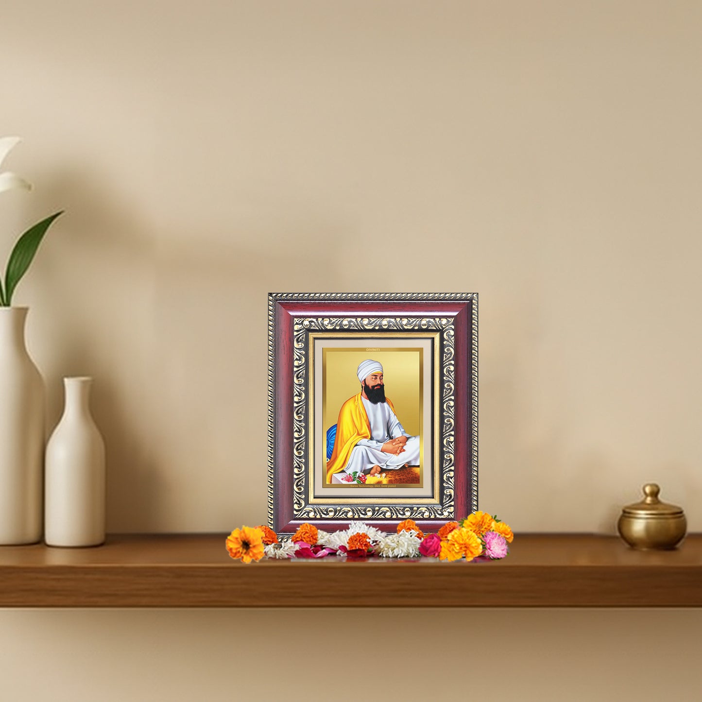 Diviniti 24K Gold Plated Guru Tegh Bahadur Sahib Ji (Classic) Sacred Sikh Table Top Frame for Home Decor & Office Ambiance | Premium Spiritual Gift