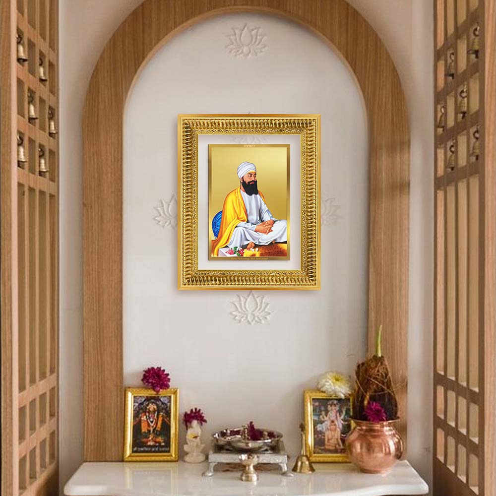 Diviniti 24K Gold Plated Guru Tegh Bahadur Sahib Ji (Classic) Sacred Sikh Wall Frame for Home Decor & Office Ambiance | Premium Spiritual Gift