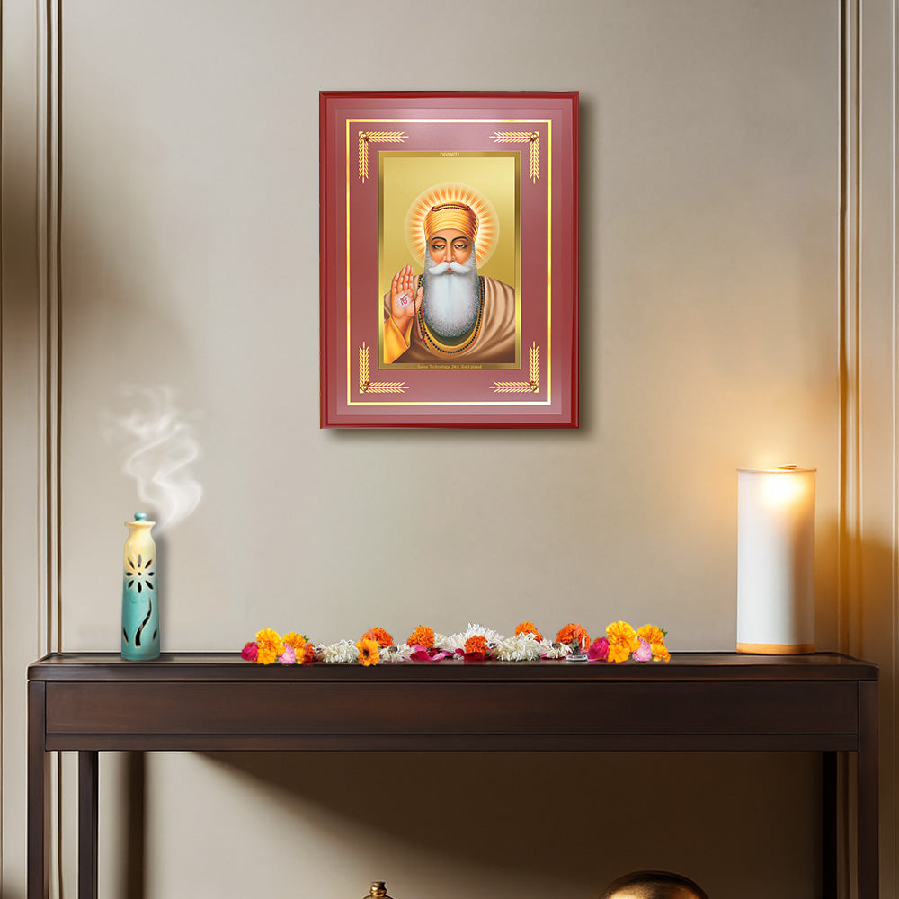 Diviniti 24K Gold Plated Guru Nanak Dev Ji Blessing Tabletop Photo Frame | Peace, Wisdom & Divine Grace