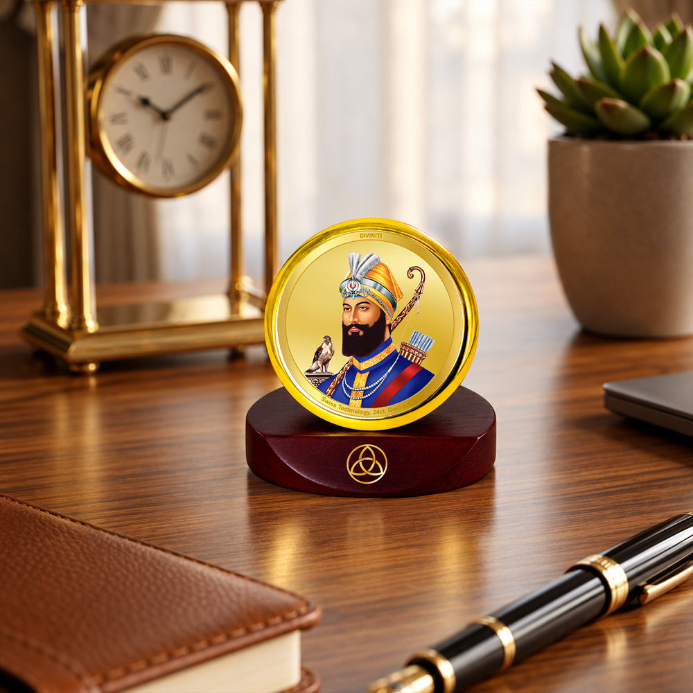 24K Gold-Plated Guru Gobind Singh Ji Car Dashboard Frame | 5x5 CM