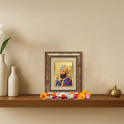 Diviniti 24K Gold Plated Guru Gobind Singh Ji Sacred Sikh Table Top Frame for Home Decor & Office Ambiance | Premium Spiritual Gift