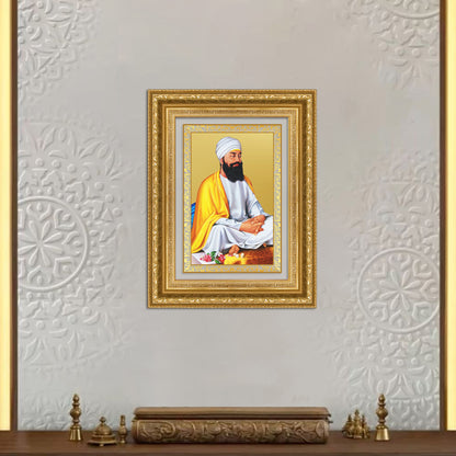 Diviniti 24K Gold Plated Guru Tegh Bahadur Sahib Ji (Classic) Sacred Sikh Wall Frame for Home Decor & Office Ambiance | Premium Spiritual Gift