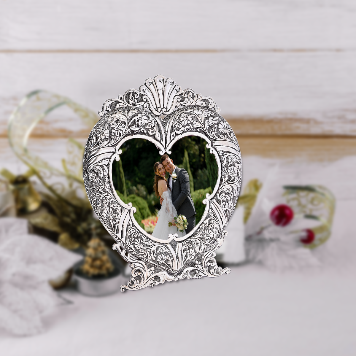 Pure Silver Photo Frame Hearth Design (19x21 cm 210g)