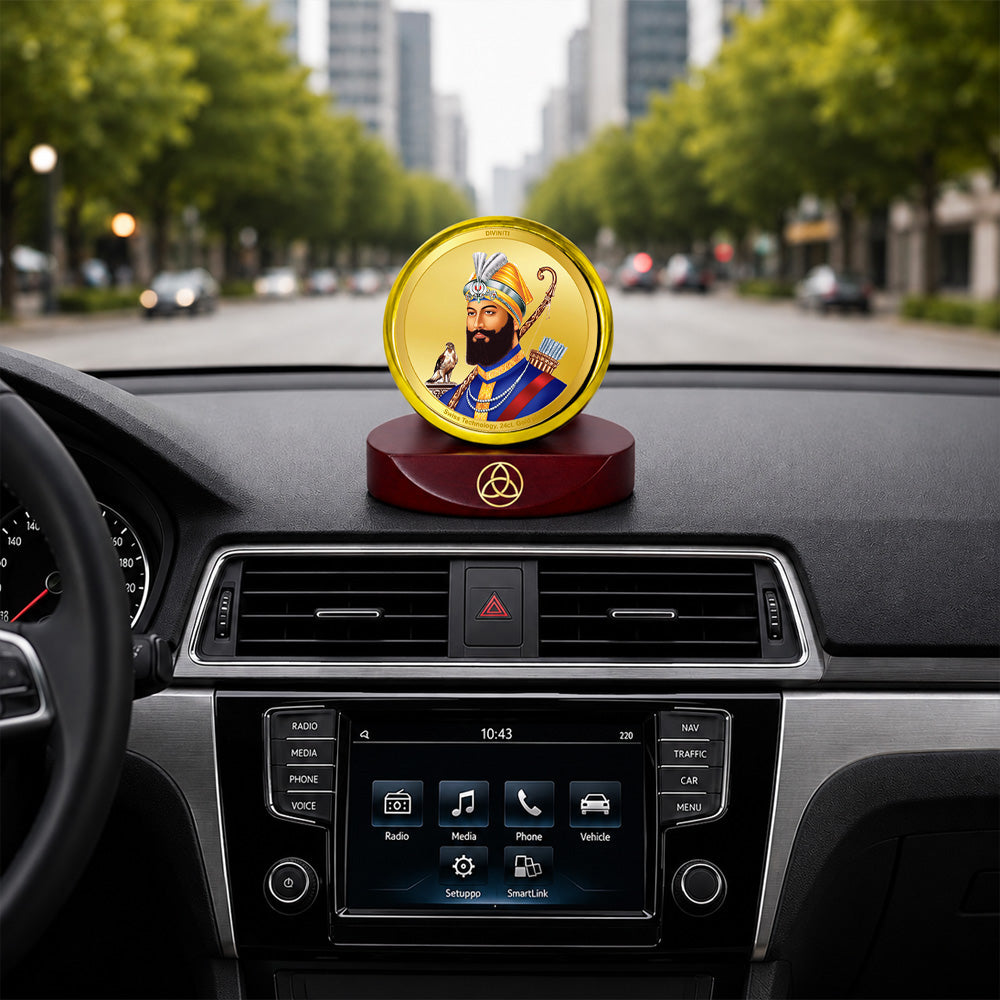 24K Gold-Plated Guru Gobind Singh Ji Car Dashboard Frame | 5x5 CM