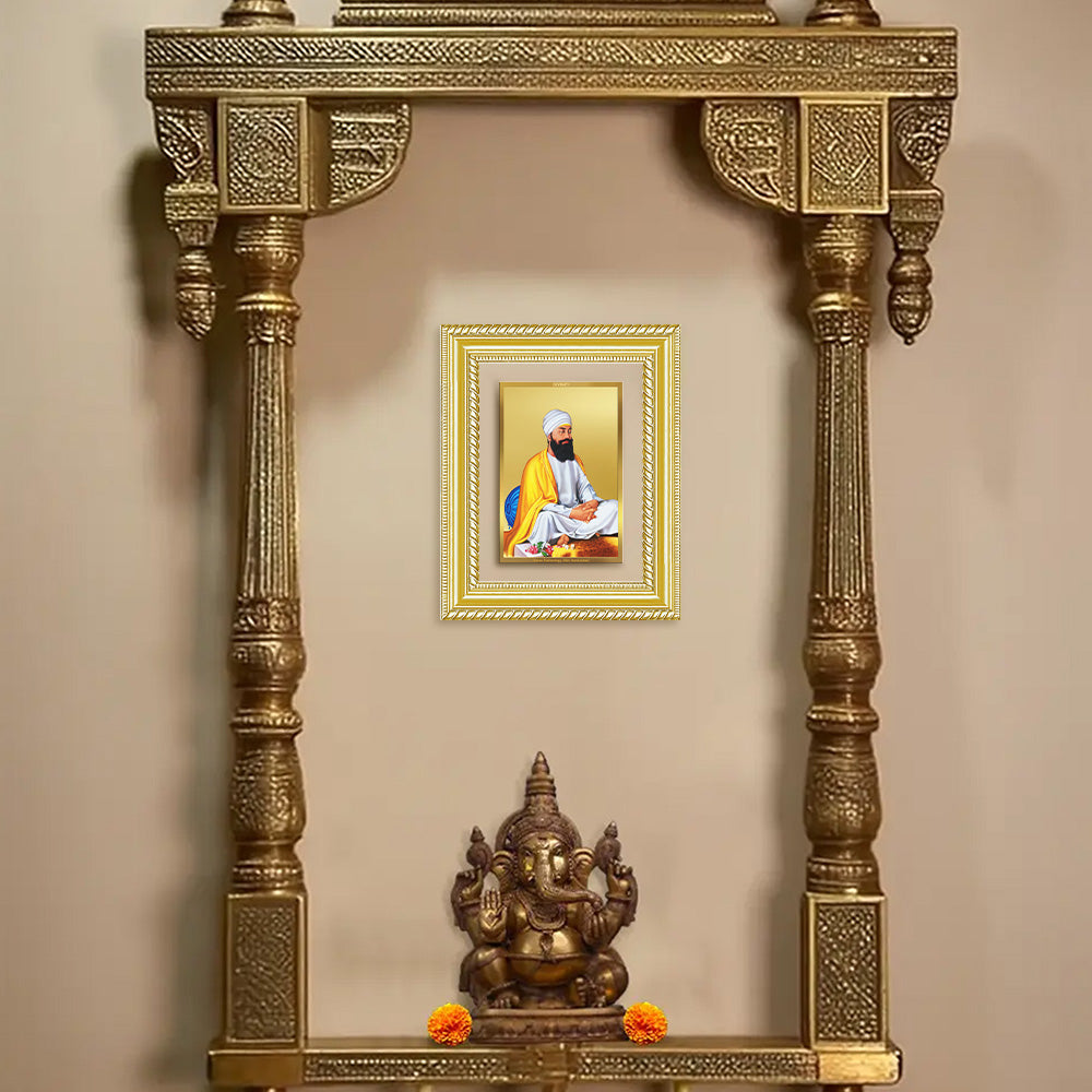 Diviniti 24K Gold Plated Guru Tegh Bahadur Sahib Ji (Classic) Sacred Sikh Wall and Table Top Frame for Home Decor & Office Ambiance | Premium Spiritual Gift