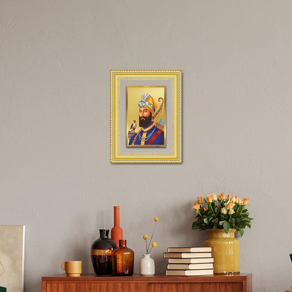 Diviniti 24K Gold Plated Guru Gobind Singh Ji (Classic) Sacred Sikh Wall Frame for Home Decor & Office Ambiance | Premium Spiritual Gift