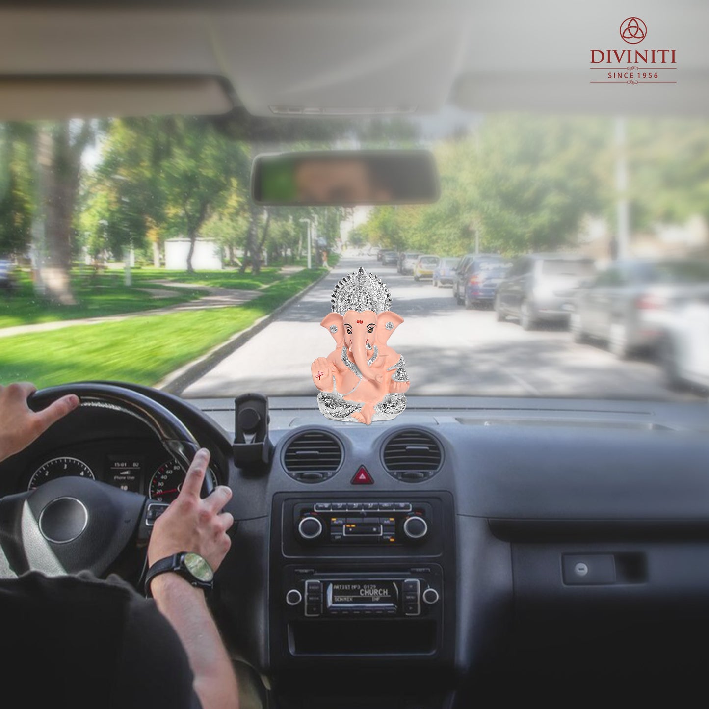 Diviniti 999 Silver Plated Resin Lord Ganesha Idol for Car Dashboard Tabletop for Home Decor Mandir Puja Gift Nude (8.4x4.2cm)