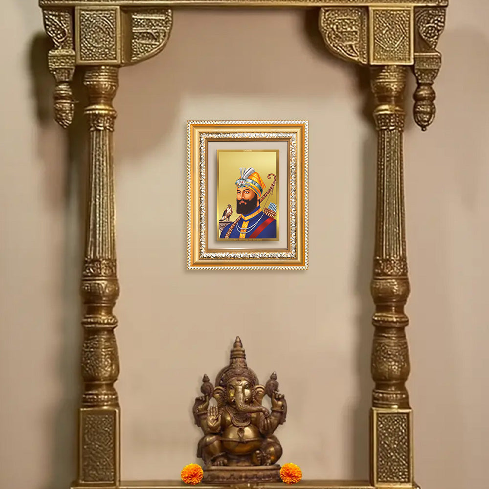 Diviniti 24K Gold Plated Guru Gobind Singh Ji (Classic) Sacred Sikh Wall and Table Top Frame for Home Decor & Office Ambiance | Premium Spiritual Gift