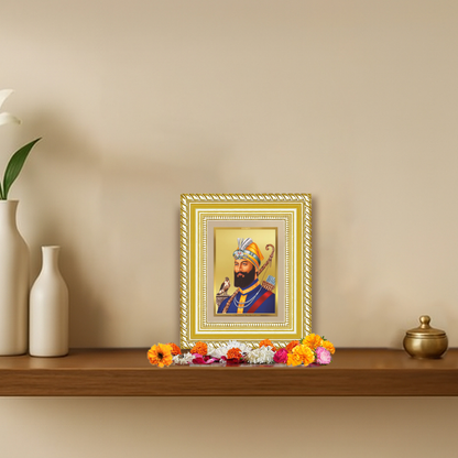 Diviniti 24K Gold Plated Guru Gobind Singh Ji Sacred Sikh Table Top Frame for Home Decor & Office Ambiance | Premium Spiritual Gift
