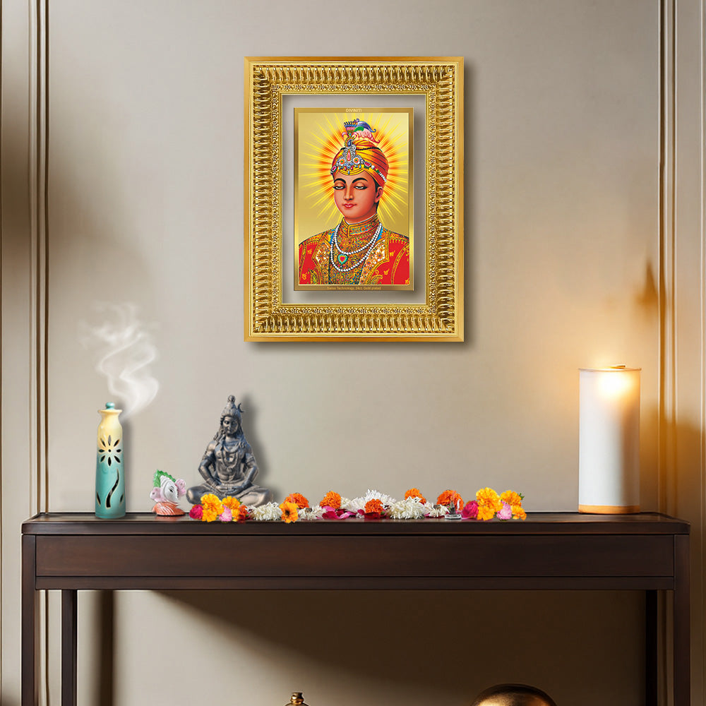Diviniti 24K Gold Plated Guru Harkrishan Sahib Ji (Classic) Sacred Sikh Wall Frame for Home Decor & Office Ambiance | Premium Spiritual Gift