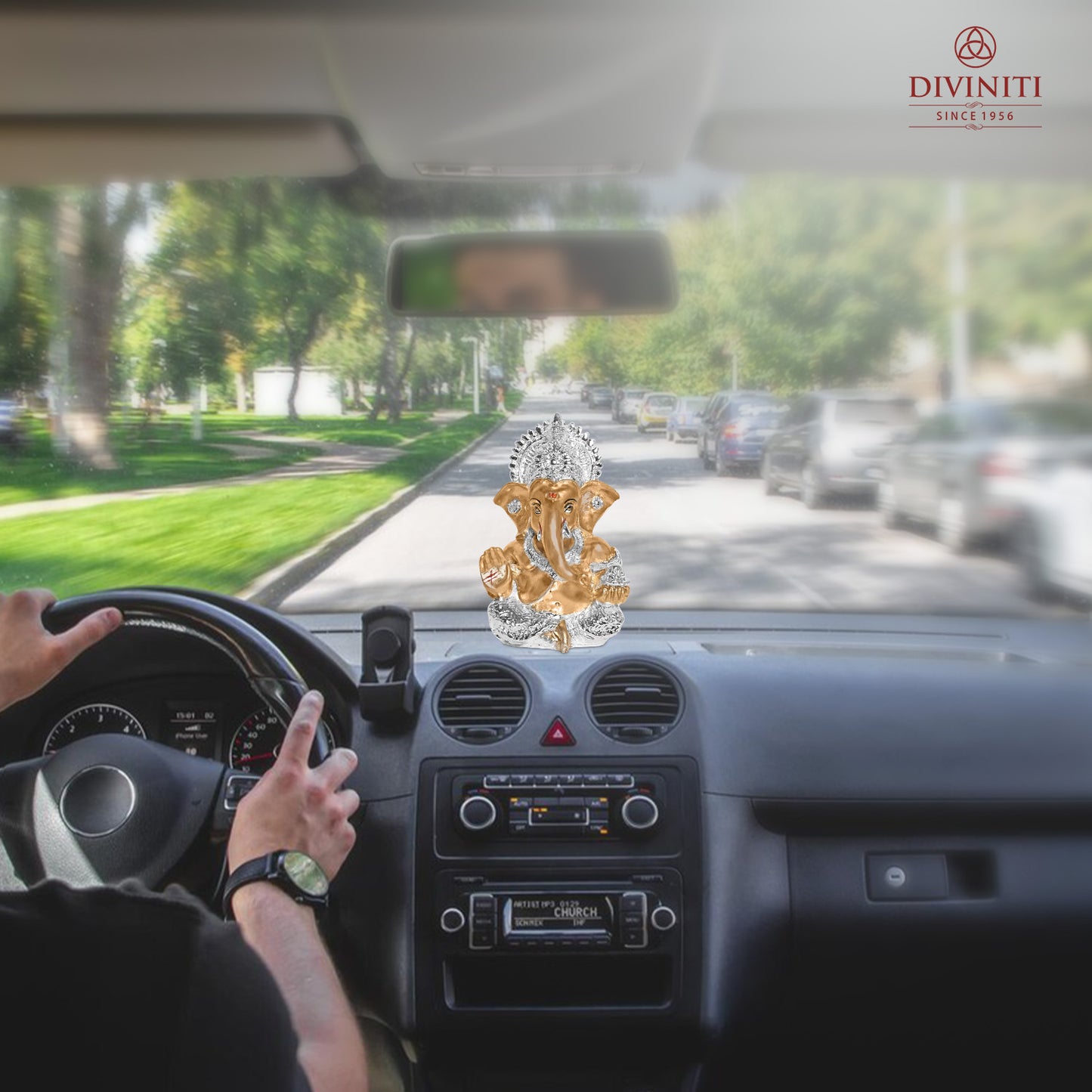 Diviniti 999 Silver Plated Resin Lord Ganesha Idol for Car Dashboard Tabletop for Home Decor Mandir Puja Gift Golden (8.4x4.2cm)