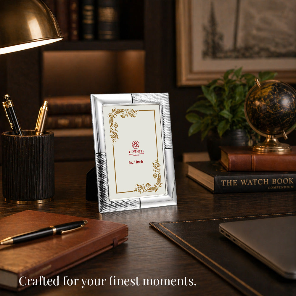 Diviniti Premium Silver Plated 5x7 Photo Frame