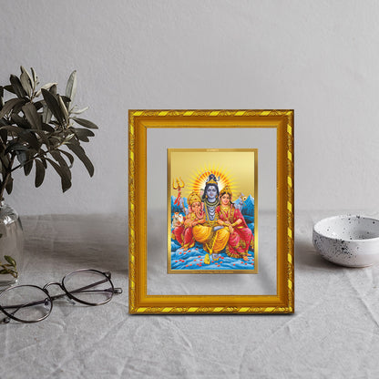 DIVINITI 24K Gold Plated Foil Lord Shiv Parivar Photo Frame for Home Decor, Puja Room, Table Top, Wall Hanging, Workshop, Gift|DG103 Size 2 (22.6x18.4 CM)