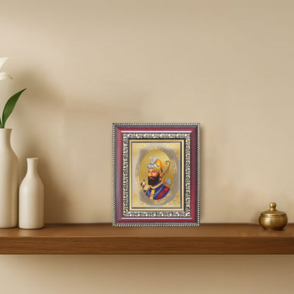 Diviniti 24K Gold Plated Guru Gobind Singh Ji |Sacred Sikh Table Top Royal Photo Frame for Home Decor & Office Ambiance | Premium Spiritual Gift