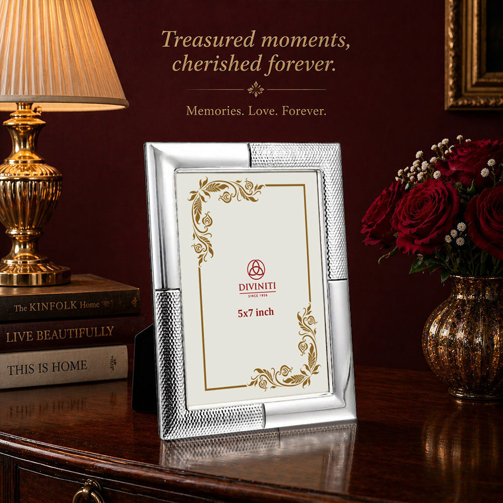 Diviniti Premium Silver Plated 5x7 Photo Frame