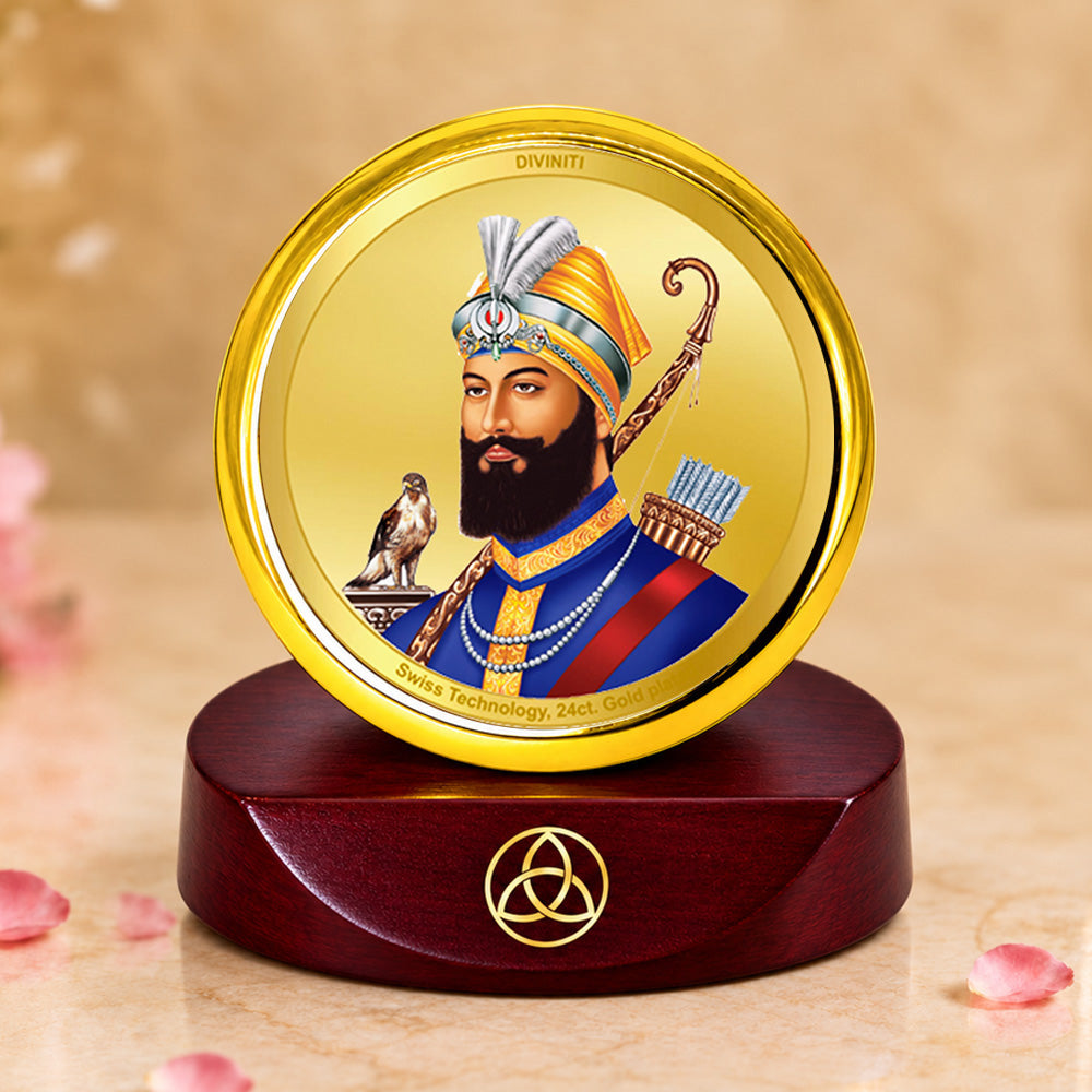 24K Gold-Plated Guru Gobind Singh Ji Car Dashboard Frame | 5x5 CM
