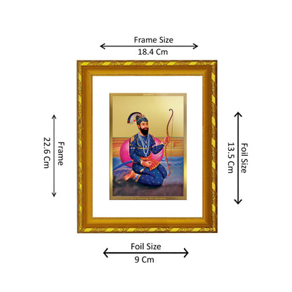DIVINITI 24K Gold Plated Foil Guru Gobind Singh Ji's Photo Frame for Home & Office Decor, Wall Hanging, Workshop, Table Top, Gift|DG103 Size 2 (22.6x18.4 CM)