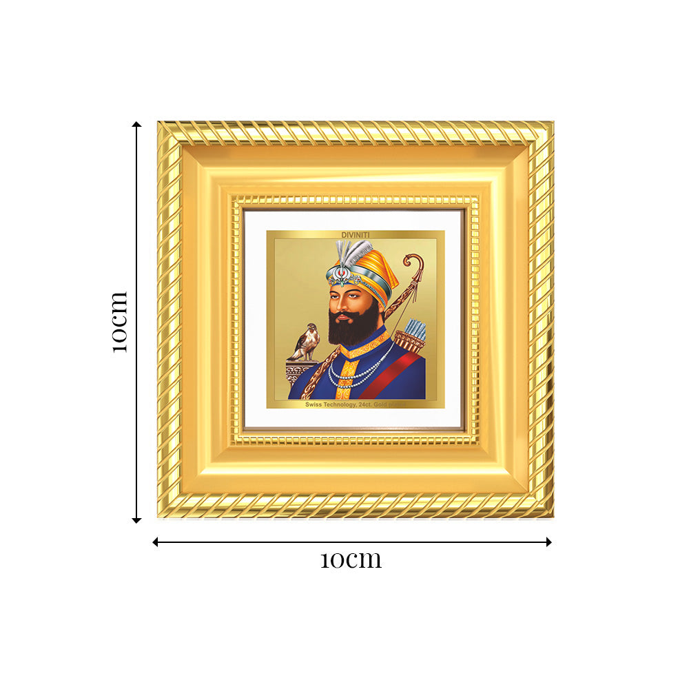 Diviniti Guru Gobind Singh Ji (Tenth Sikh Guru | Founder of Khalsa) Tabletop Frame in 24K Gold Plated Foil | Courage, Faith & Divine Blessings | DG015S1A (10x10 CM)
