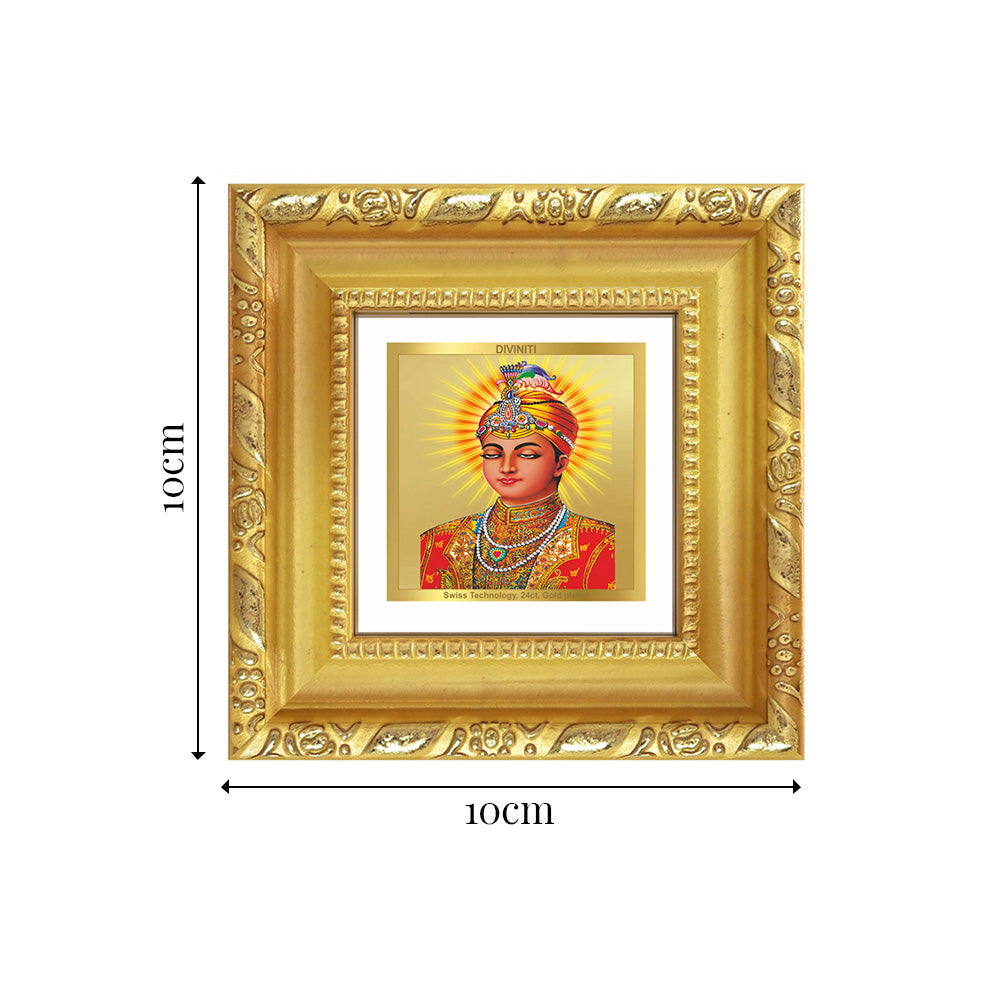 Diviniti Guru Harkrishan Sahib Ji (Eighth Sikh Guru) Tabletop Photo Frame in 24K Gold Plated Foil | Compassion, Healing & Divine Blessings | DG103S1A (10x10 CM)