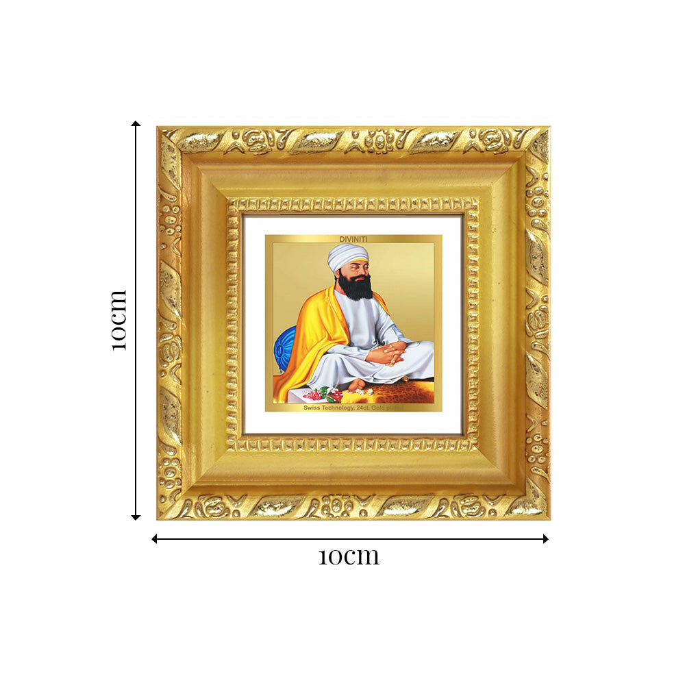 Diviniti Guru Tegh Bahadur Sahib Ji Tabletop Photo Frame in 24K Gold Plated Foil | Sacrifice, Courage & Divine Protection | DG103S1A (10x10 CM)