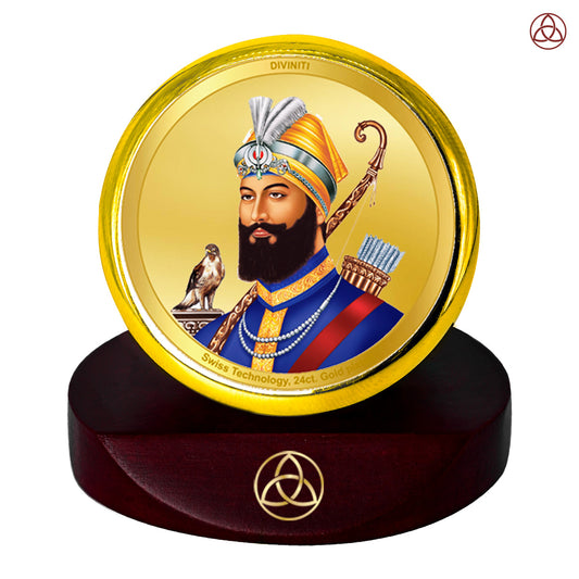 Diviniti 24K Gold Plated Foil Guru Gobind Singh Ji's Photo Frame for Car Dashboard, Home Decor, Table Top, Puja Room Worship and Festival Gift MCF1CGOLD (5.5x5 CM)